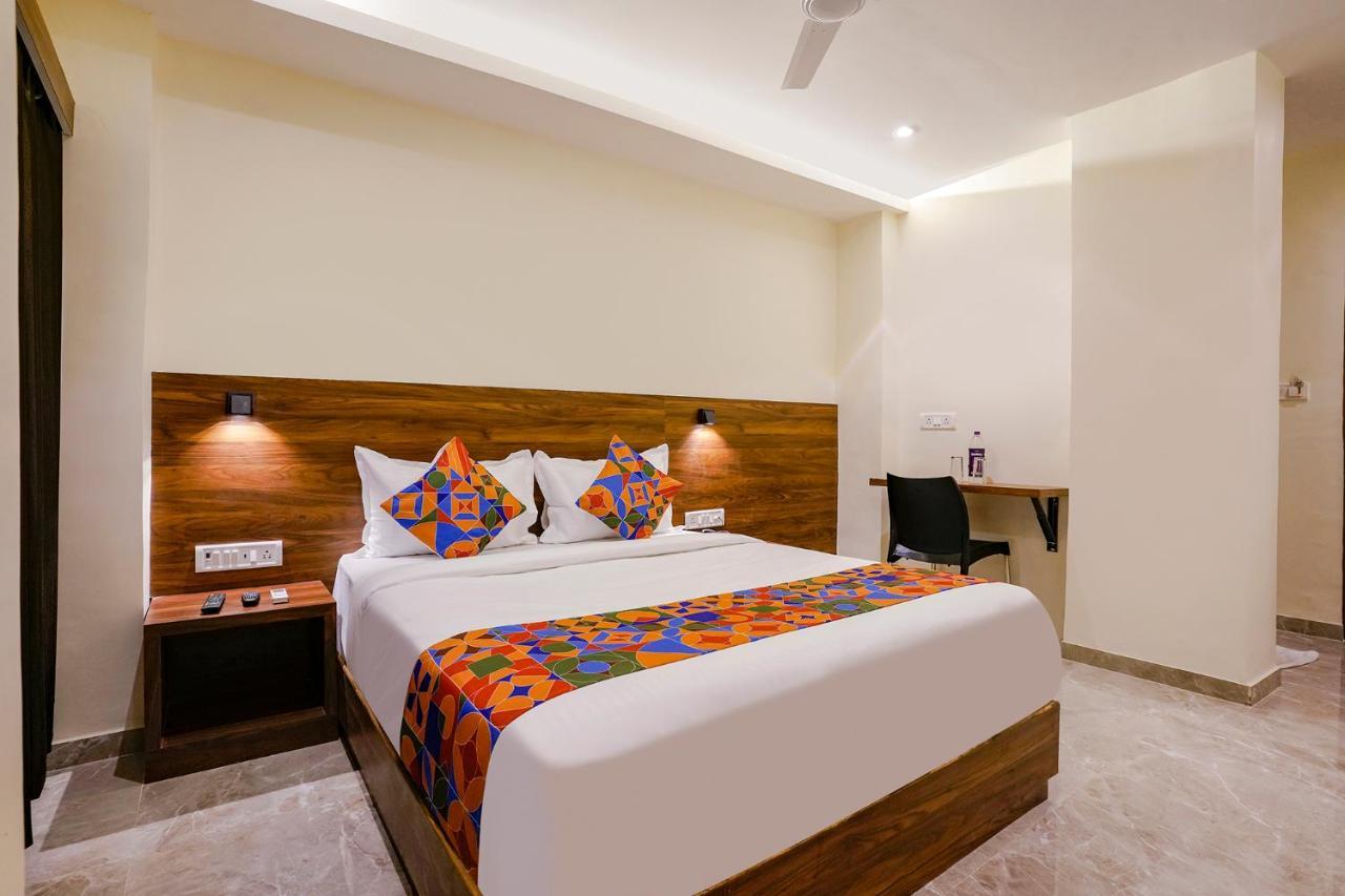 Fabhotel Antlers Bombaim Exterior foto